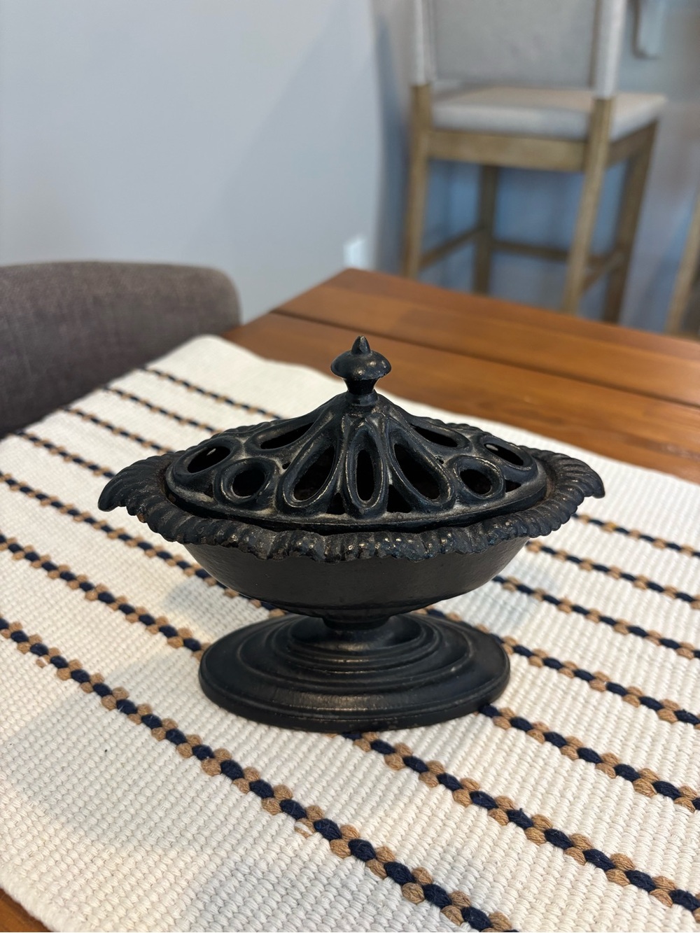 ANTIQUE CAST IRON VIRGINIA METALCRAFTERS CASH-PO HUMIDIFIER / INCENSE STOVE TOP
